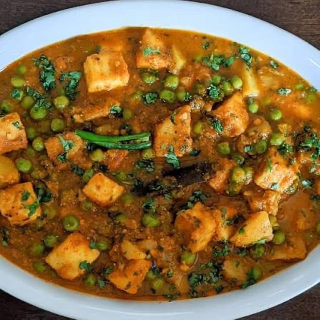 ALOO MUTTER PANEER.