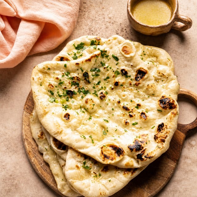 BUTTER NAAN.