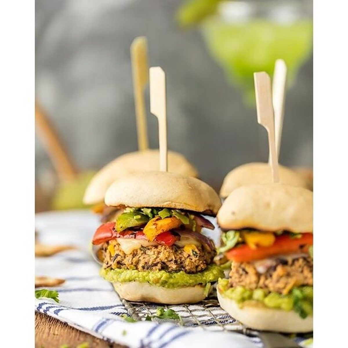 TIKKI SLIDER