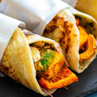 SPICE LAMB NAAN WRAP