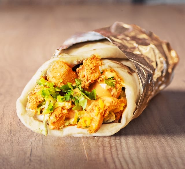 SPICE CHICKEN NAAN WRAP